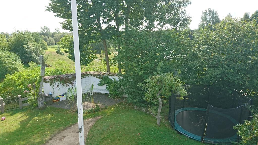 Hotel Lillan Torna Hallestad Exteriér fotografie